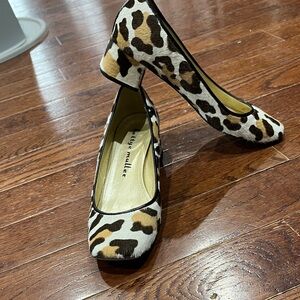 Bettye Muller Leopard Print hair Heels pumps